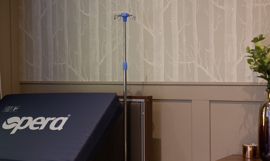 Opera Beds Telescopic Medical IV Drip Stand - Bed Mounted Infusion Pole - Detail View 2