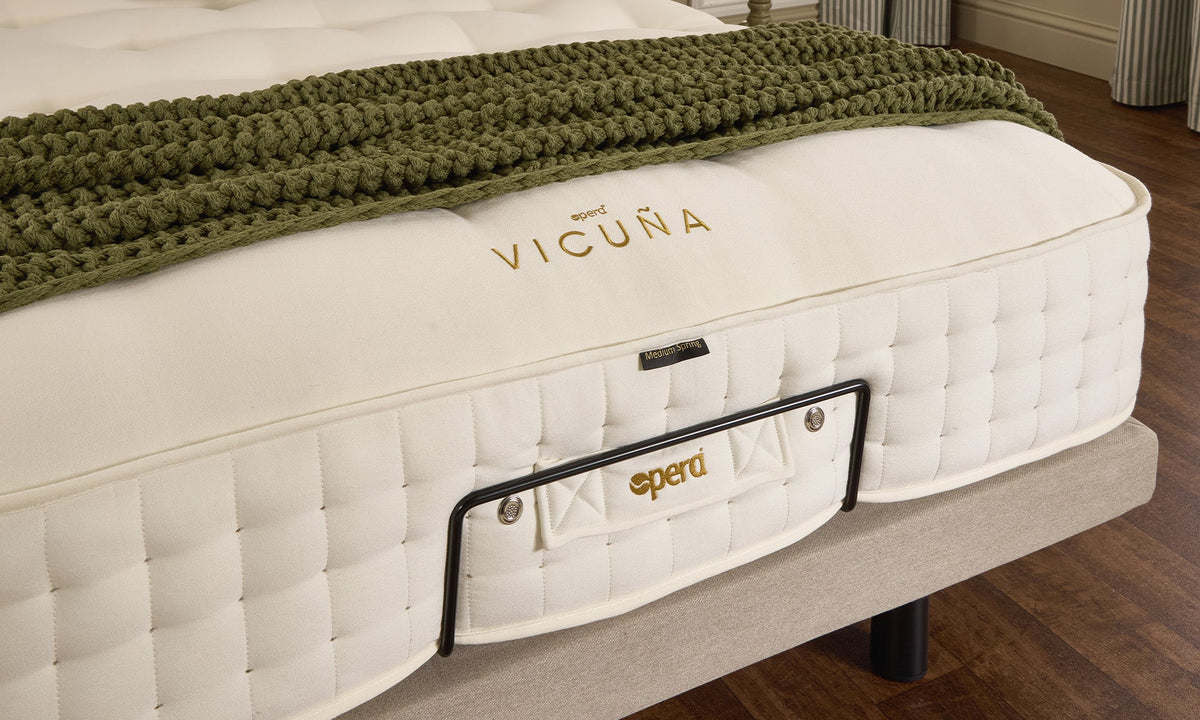 Opera Beds Vicuña Luxury Adjustable Mattress - Handcrafted Natural Wool & Silk Mattress - Detail View 8